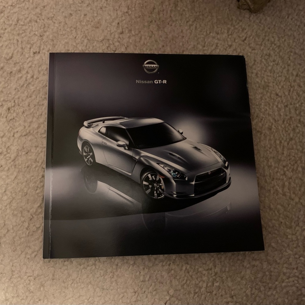 GT-R Silver Automotive Brochure